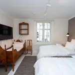 Historisk Sjarm - Moderne Komfort 10Min Fra Bergen