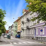 Beautiful Apartment In The Heart Of Bergen