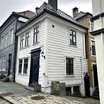Cozy Apartment In Popular Street