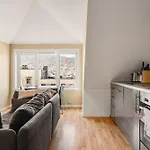 Dinbnb Apartments I Dockside Apartment With Modern Kitchen And Workspace