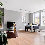 Modern Apartment In The Heart Of Bergen