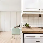 Charming Studio Apartment