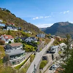 Amazing View - 5 Bedrooms - New House - Modern And Exclusive