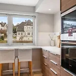 Scandinavian Style Apartement! Balcony And Stunning Views!