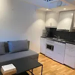 Harbor Hideaway - Apt4
