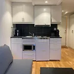 Harbor Hideaway - Apt4