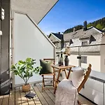 Modern Apartment With Balcony
