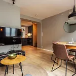 Designer Apartment In Old Bergen