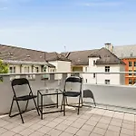 Dinbnb Apartments I Top-Floor With 3X Workspaces I 350M To Harbour
