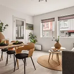 Dinbnb Homes I 700M To Bryggen & Street Parking