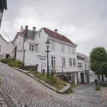 Bryggen Historic Area, Budget Rooms