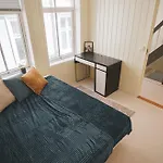 City Center Historic Area Cozy House & Area Walking Distance