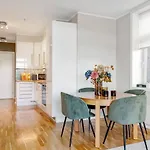 Dinbnb Apartments Calm Surroundings In Sandviken
