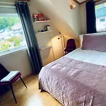 Feels Like Home -Free Parking -Attractive Location