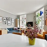 Centrally Located Apartment With Balcony