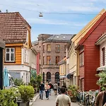 Dinbnb Apartments I Cobblestone Streets 350M From Bryggen & Floybanen!