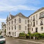 Dinbnb Apartments I Historical Building I 50M To University Museum