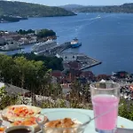 Unique Apartment With Fantastic Views