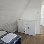 3 Bedroom Apartment In Heart Of Bergen