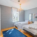 Versatile Apartment In The City Of Bergen