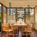 Pergola - Free Parking - 5 Min Walk To Facilities