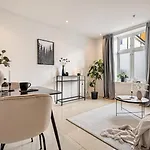Charming Apartment In Sandviken