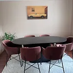 Bedroom Close To City Center