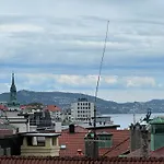 Flat In Bergen House With Outstanding Roof Terrace