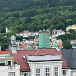 Flat In Bergen House With Outstanding Roof Terrace