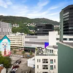Stay L Urban - Spacious Apartment With Private Terrace