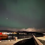 Alt Du Trenger - Naert Bryggen, Fjell Og Sjo