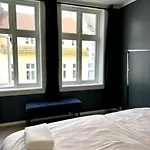Pen Toppleilighet Midt I Sentrum