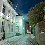 Historic And Exclusive Apartment