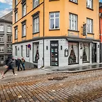 New Couples Apartment In The Heart Of Bergen