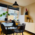 Private Cozy Apartment Close To Center
