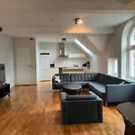 Vetrlidsallmenningen 4