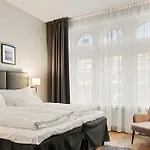 Clarion Hotel Admiral
