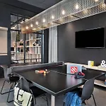 Moxy Bergen