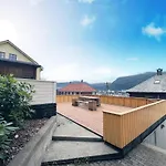 Central Apartment With Parking!