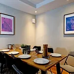 High Standard Spacious Apartment Near Bryggen