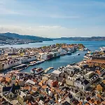 Dinbnb Apartments L 600 M To Bryggen L 3-Story House L New In 2023