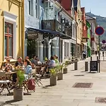 Dinbnb Apartments L 500M To Bryggen L Bathtub & New 2017 L Authentic Bergenshus