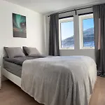 Bright Apartament Near The Castle Free Parking Comfort & Elegance