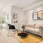 Dinbnb Apartments L Historical Building I 100M To University Museum