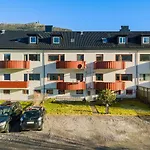 Apartment With 2 Bedrooms And Balcony