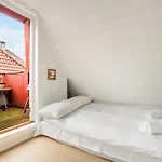 Scandinavian Hideaway I Private Balcony