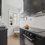 Homerentals Apartments - Behind Bryggen & Historic Cobblestone Streets - 2 Floor Renovated From February 2025