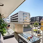 Modern Apartment By The Sea