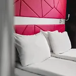 Magic Hotel Xhibition
