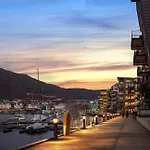 Modern Apartment In The Center Of Bergen